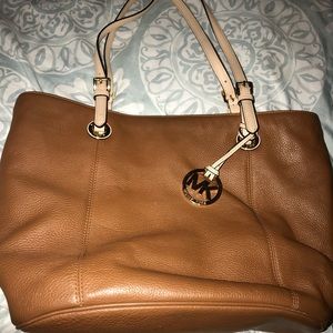 Michael Kors Purse 👜